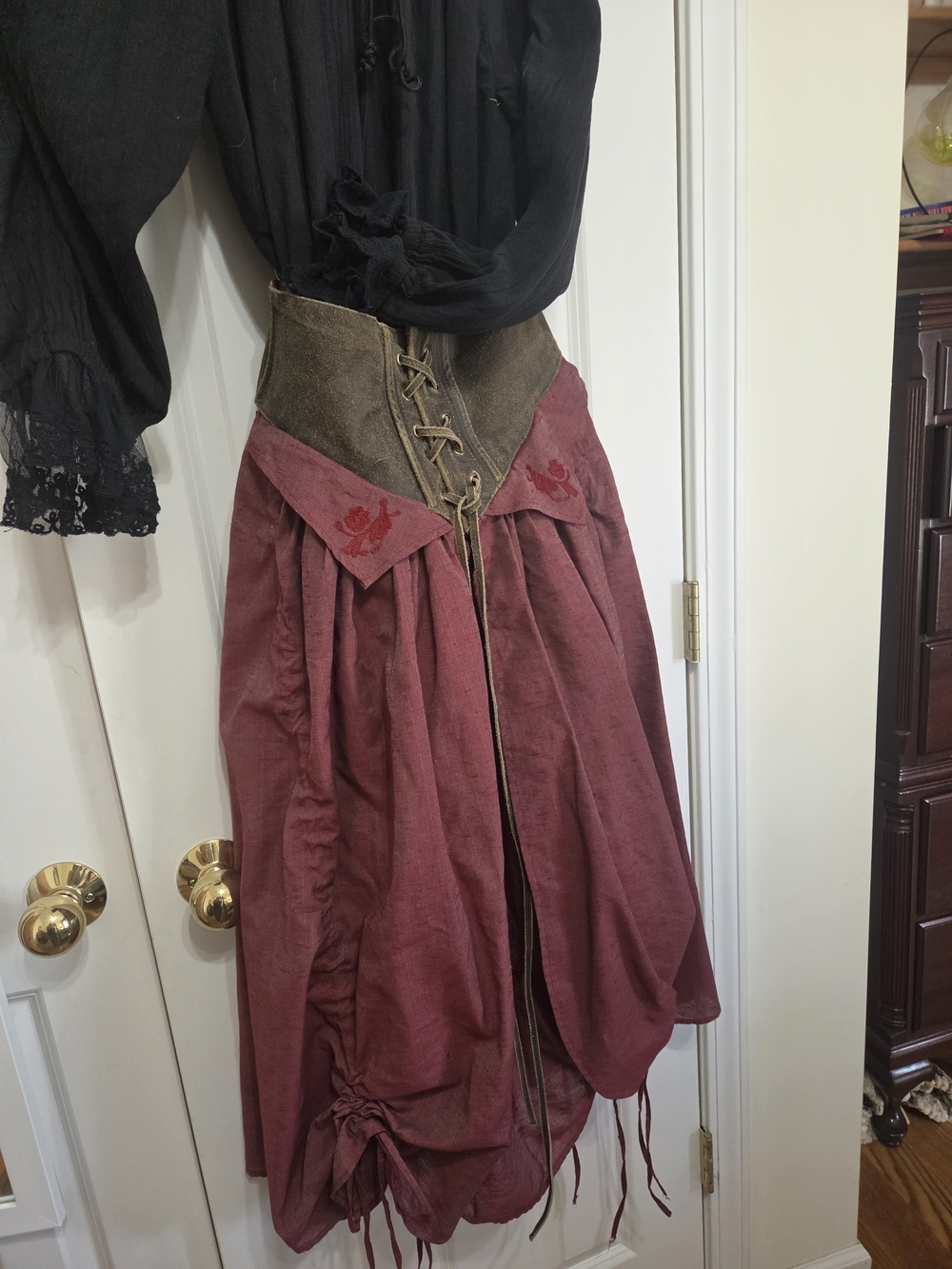 Women’s Rose Pink Vintage-Style Corset Skirt - Picture 2 of 4